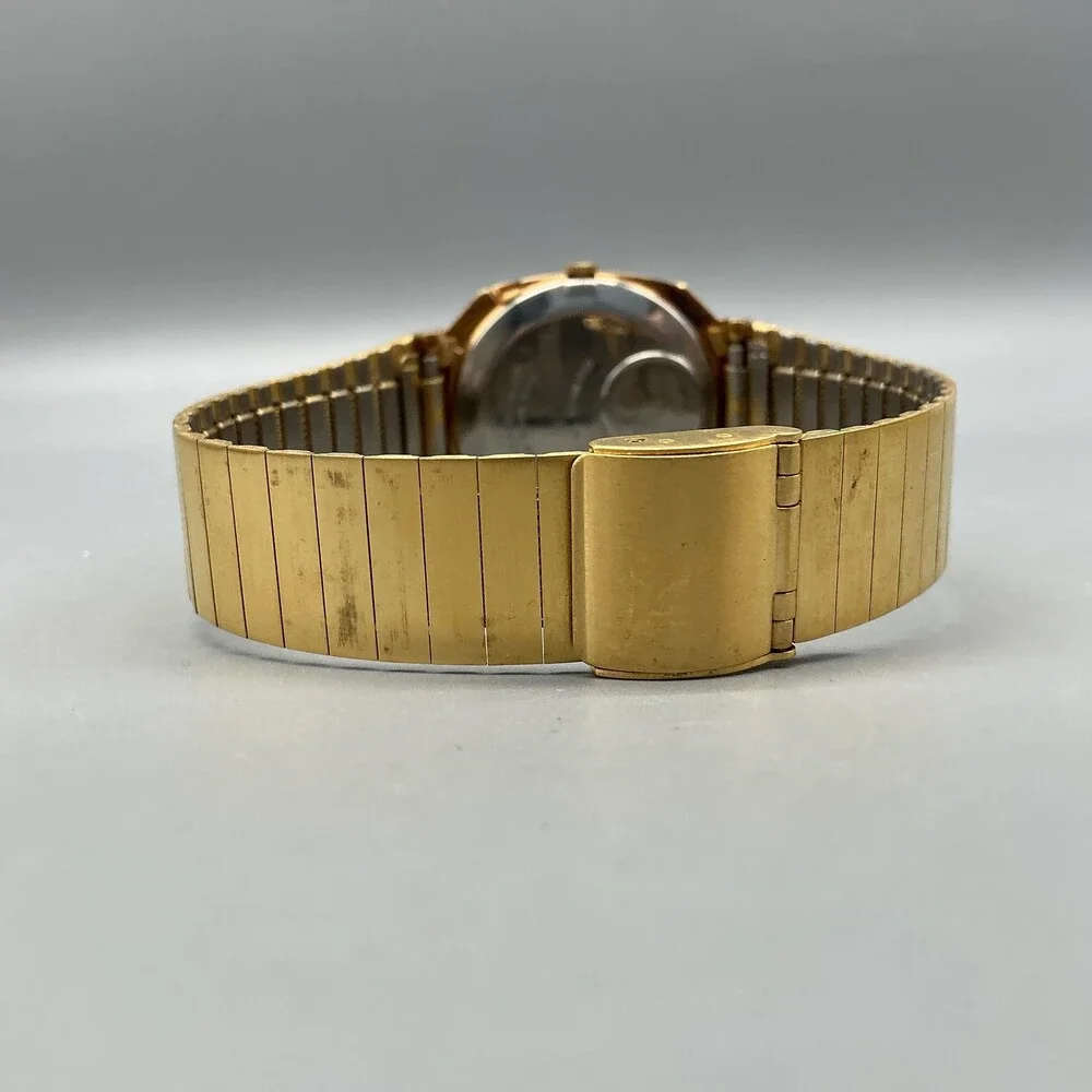 Vintage Timex Q Mens Watch 32mm Gold Dial Gold Tone Date 1980's New Battery